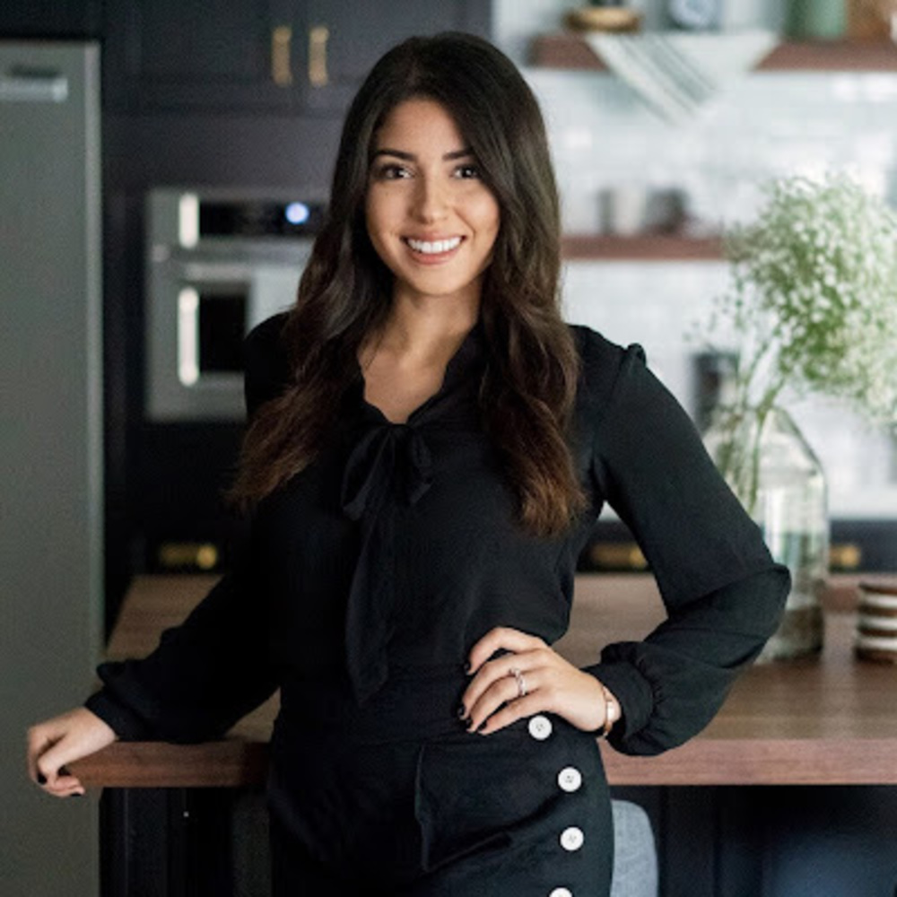 Meet your Posher, Marcela